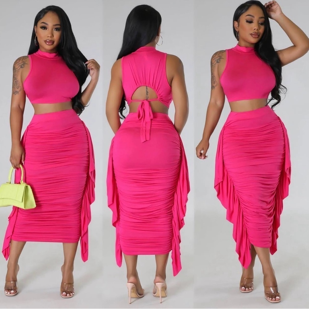 Elegant Pink Ruched Skirt Set